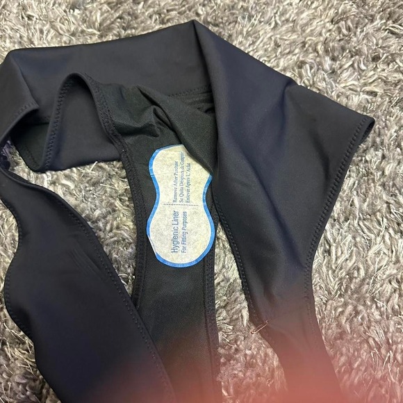 NEW!‎ Women's Good American swimsuit bottoms size: 7 - Picture 4 of 4